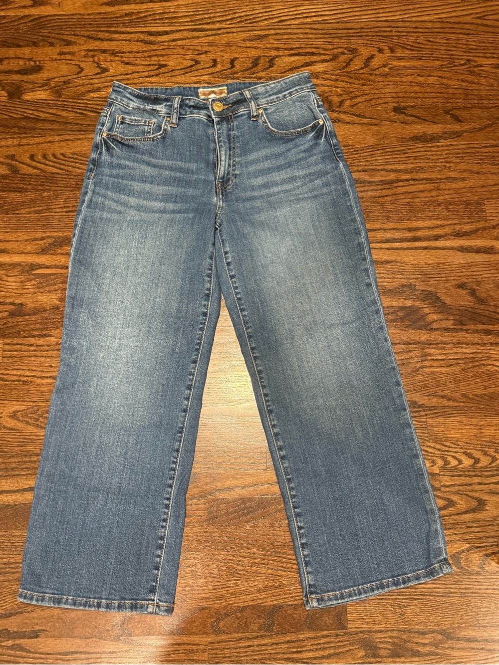 Kut from the Kloth Charlotte 6P Wide-Leg Jeans in Blue Wash